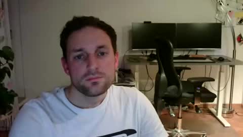 tima4 online show from November 28, 2025, 4:53 pm