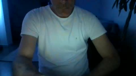 times20 online show from October 9, 2025, 1:14 am