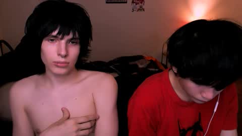 Snapshot of timi_moon chatting on November 4, 2025, 8:41 pm timi_moon online show from November 4, 2025, 8:41 pm