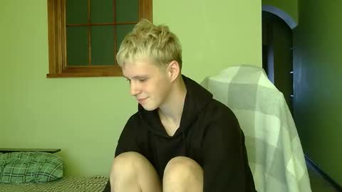 Tim WhiteS online show from October 26, 2025, 6:41 am