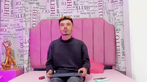 Evans  online show from October 22, 2025, 9:58 pm