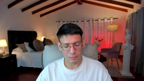 timi  jones online show from May 31, 2026, 10:11 pm