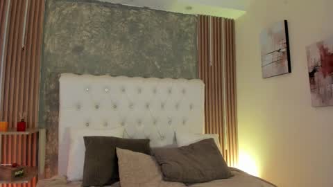 Timothy 21 years old online show from March 11, 2026, 4:18 am