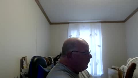 timsubmi681 online show from January 6, 2025, 3:40 pm