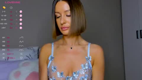 Snapshot of tina__bestie chatting on February 28, 2026, 8:37 am Tina online show from February 28, 2026, 8:37 am