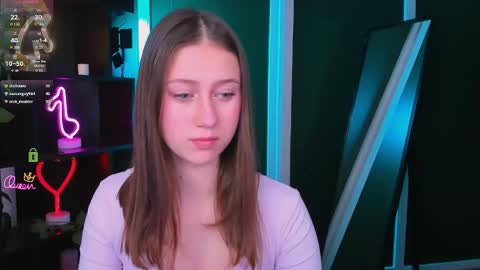 tina_golden1 online show from April 27, 2026, 12:41 am