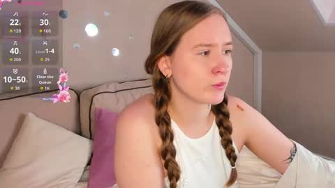 Stella online show from April 15, 2026, 9:27 am