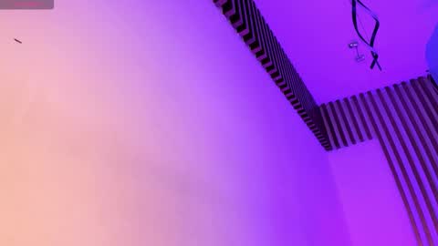 Tina  online show from January 8, 2026, 4:04 am