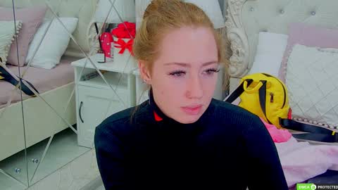 Tina online show from October 7, 2025, 4:09 am