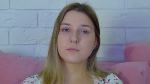 TinaBurton online show from March 26, 2026, 4:12 pm