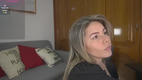 Snapshot of tinacb chatting on March 6, 2025, 12:19 pm tinacb online show from March 6, 2025, 12:19 pm