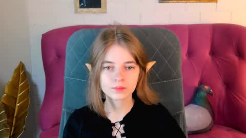 Tina Davil online show from December 4, 2024, 2:04 pm