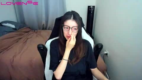 Tina online show from March 7, 2025, 5:38 pm