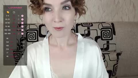Tina online show from October 3, 2025, 5:04 am