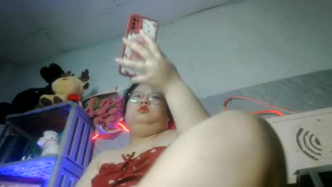 Snapshot of tini_bei chatting on July 27, 2026, 4:03 pm tini_bei online show from July 27, 2026, 4:03 pm