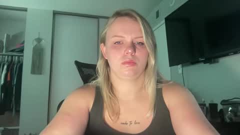 tinker0000 online show from September 26, 2025, 7:29 pm