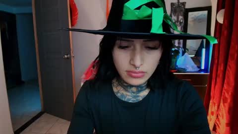 I AM BELLA  ----------- follow my  IG  TINNS 69 online show from October 16, 2025, 2:34 am