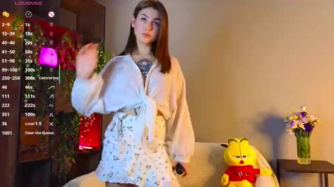 Molly online show from November 10, 2025, 4:28 pm