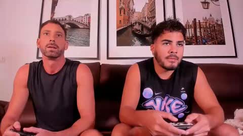 tinoclandestino online show from December 13, 2024, 5:43 pm