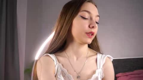 Sofia online show from October 3, 2025, 3:14 am