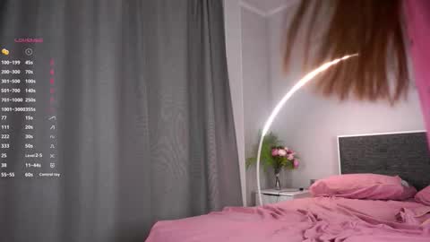 Sofia online show from October 12, 2025, 3:38 am
