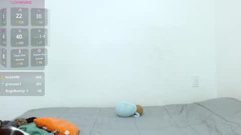 Snapshot of tiny_caroline chatting on February 5, 2025, 5:52 am Tiny Caroline online show from February 5, 2025, 5:52 am