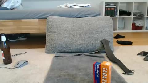 Luke online show from April 15, 2026, 7:04 am