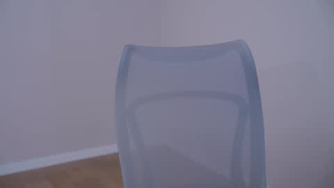 Lyssa     online show from April 14, 2026, 3:40 pm