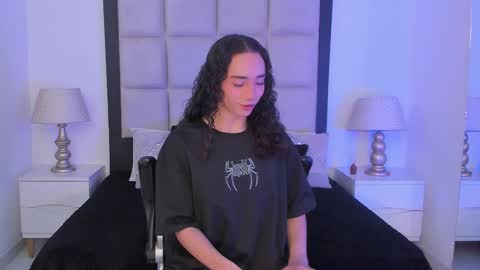 Thomm  Independent Model online show from February 24, 2026, 6:11 am