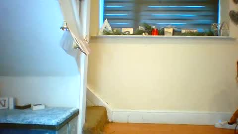 Tinyasian911718 sweetinyasian instagram online show from December 29, 2024, 1:06 pm