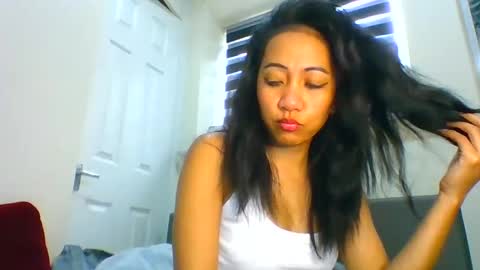 Tinyasian911718 sweetinyasian instagram online show from January 7, 2025, 12:20 pm