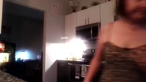 Snapshot of tinyassbossymilf chatting on July 10, 2026, 10:01 pm tinyassbossymilf online show from July 10, 2026, 10:01 pm