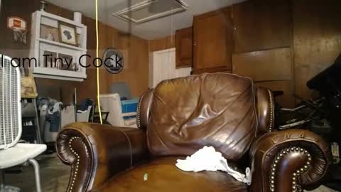 tinycock_1979 online show from November 7, 2025, 3:06 am