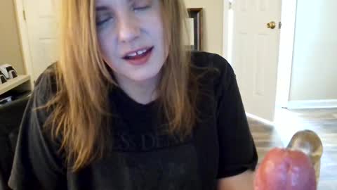 tinywithtiddies online show from April 24, 2026, 2:36 am