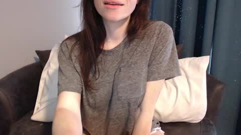 Snapshot of tinyytina chatting on January 5, 2025, 6:13 pm TinyyTina online show from January 5, 2025, 6:13 pm