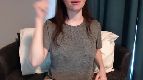 Snapshot of tinyytina chatting on January 12, 2025, 2:52 pm TinyyTina online show from January 12, 2025, 2:52 pm