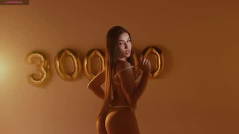 Tiphani Walker online show from January 9, 2025, 1:39 am