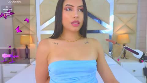 Tiphani Walker online show from September 16, 2025, 12:22 am