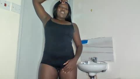 tipsynsassy online show from June 25, 2026, 8:46 pm