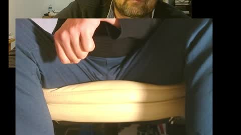 Snapshot of tiptosuckme chatting on March 9, 2026, 6:12 pm Tip online show from March 9, 2026, 6:12 pm