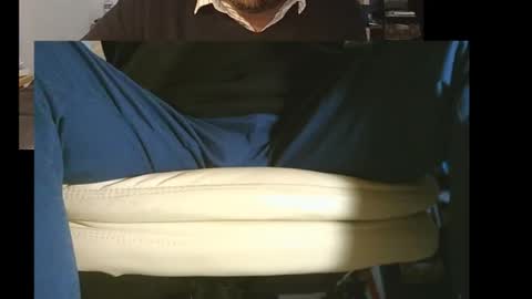 Snapshot of tiptosuckme chatting on March 14, 2026, 3:17 pm Tip online show from March 14, 2026, 3:17 pm