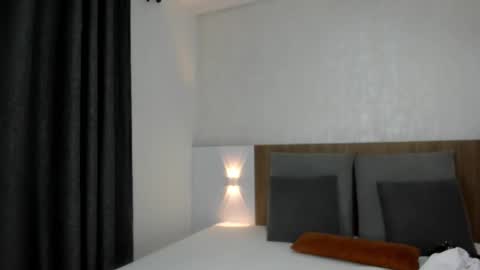 Snapshot of tisha_cole chatting on January 6, 2025, 5:52 am Tisha online show from January 6, 2025, 5:52 am