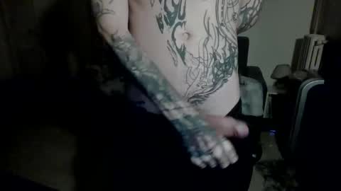 Snapshot of tiswillfuckup chatting on December 21, 2025, 12:18 am tiswillfuckup online show from December 21, 2025, 12:18 am