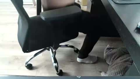 Snapshot of titsthebest chatting on March 12, 2026, 7:25 am titsthebest online show from March 12, 2026, 7:25 am