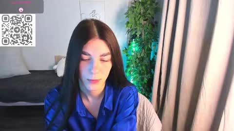 Snapshot of to_your chatting on September 11, 2025, 11:27 pm 2 GMT Mo Tu We Th Fr 10am-4am online show from September 11, 2025, 11:27 pm