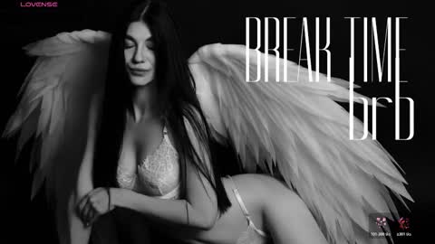 Snapshot of to_your chatting on October 28, 2025, 10:12 pm 2 GMT Mo Tu We Th Fr 10am-4am online show from October 28, 2025, 10:12 pm