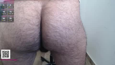 Snapshot of toaster1993 chatting on October 27, 2025, 1:37 pm Leonel online show from October 27, 2025, 1:37 pm