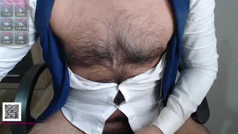 Snapshot of toaster1993 chatting on November 14, 2025, 8:46 am Leonel online show from November 14, 2025, 8:46 am