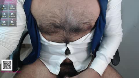 Snapshot of toaster1993 chatting on November 15, 2025, 5:42 pm Leonel online show from November 15, 2025, 5:42 pm