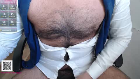 Snapshot of toaster1993 chatting on November 29, 2025, 11:13 am Leonel online show from November 29, 2025, 11:13 am